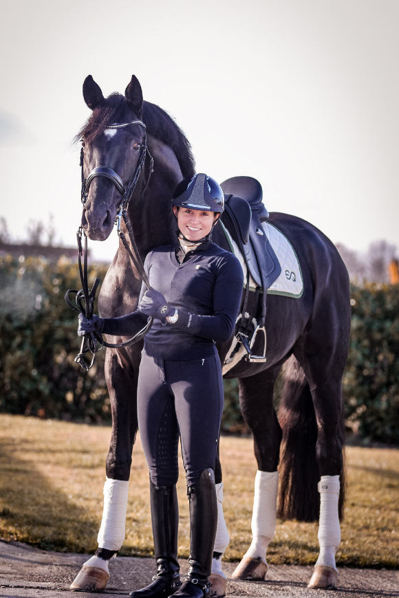 DRESSURSET SCHABRACKE & BANDAGEN "ALMOND MILK"